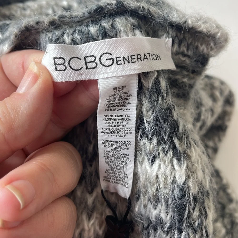 BCBGeneration Winter Infinity Scarf Gray Black